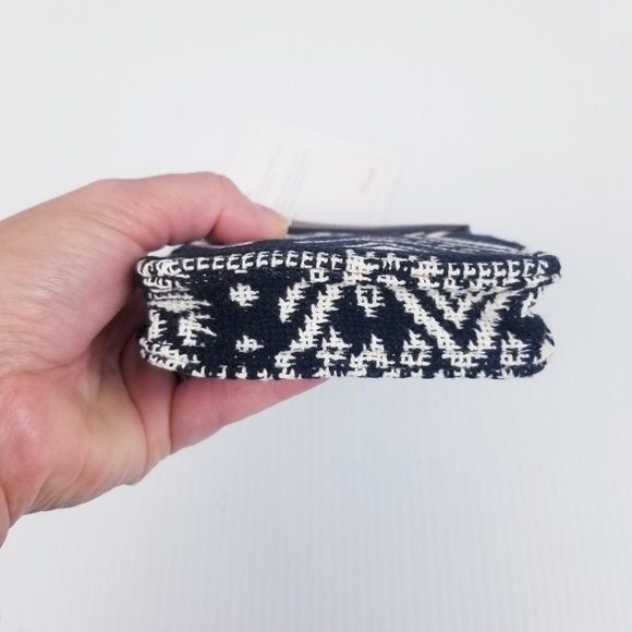 Thirty-One Call Me Crossbody Rio Weave NWT - Picture 11 of 14